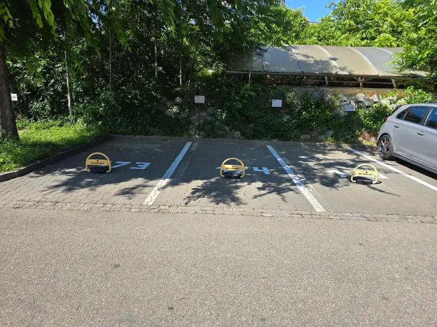 Pronájem garážového stání, Brno, Heršpická, 12 m2