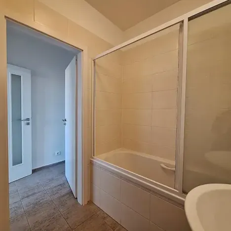 Pronájem bytu 2+kk, Praha - Holešovice, Malá Plynární, 51 m2