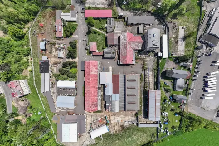 Dražba skladu, Kadaň, 11945 m2