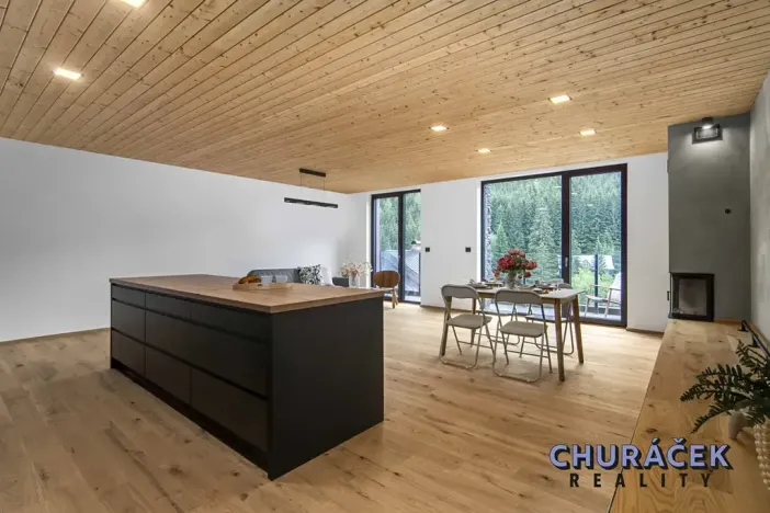 Prodej apartmánu, Pec pod Sněžkou, 303 m2
