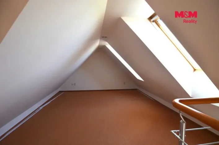 Pronájem bytu 3+1, Praha - Hloubětín, V Novém Hloubětíně, 162 m2