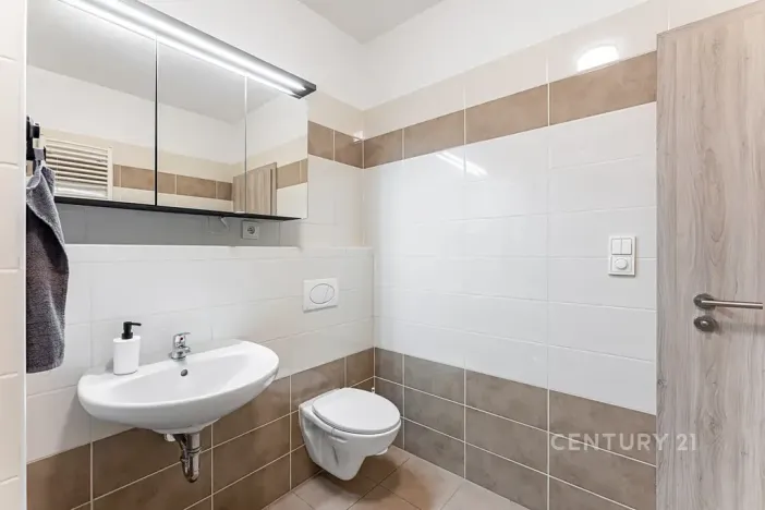 Prodej bytu 1+kk, Praha - Modřany, Soukalova, 38 m2