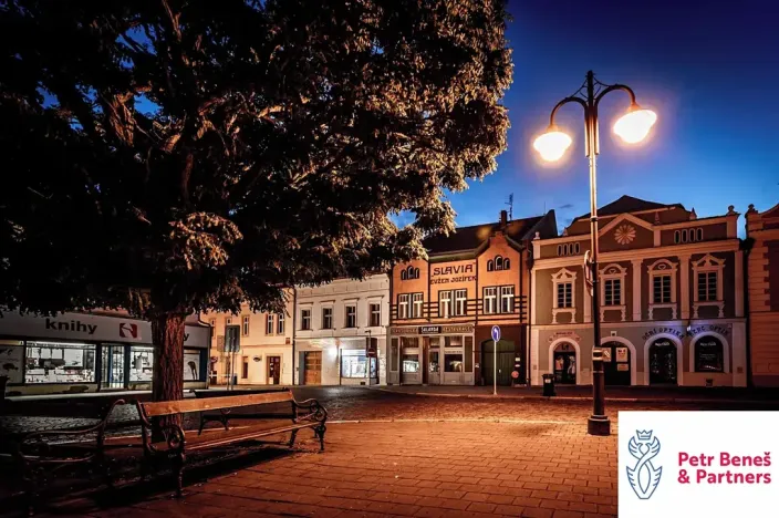 Prodej obchodního prostoru, Rakovník, Husovo náměstí, 1100 m2