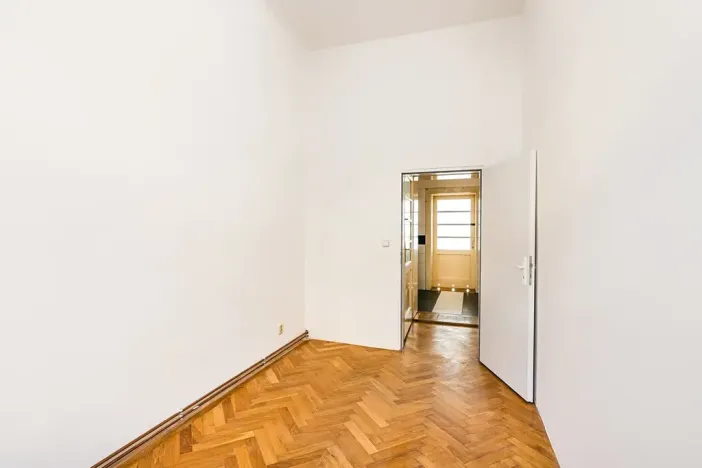 Pronájem pokoje, Brno, Sokolská, 87 m2