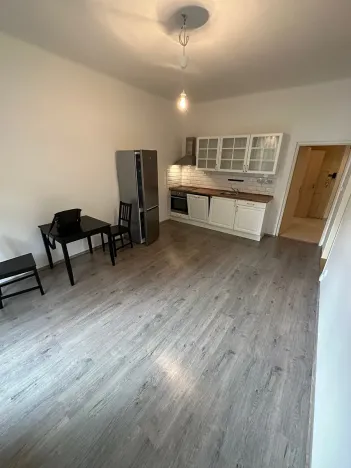 Pronájem bytu 2+kk, Praha - Žižkov, Hartigova, 50 m2