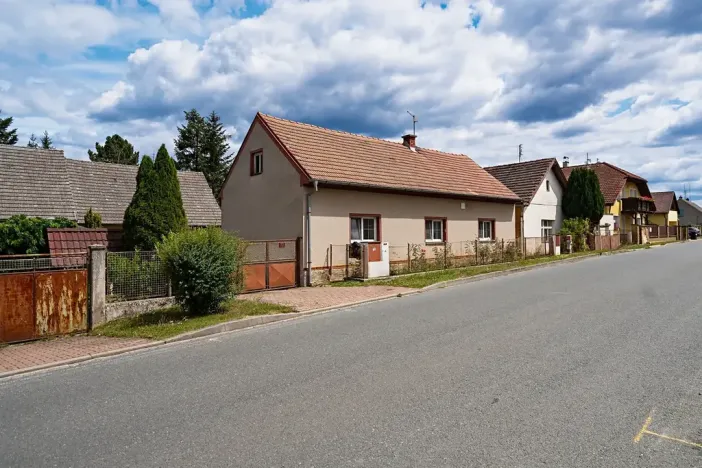 Prodej rodinného domu, Nevřeň, 90 m2