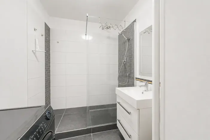 Prodej bytu 3+kk, Praha - Kobylisy, Třeboradická, 68 m2