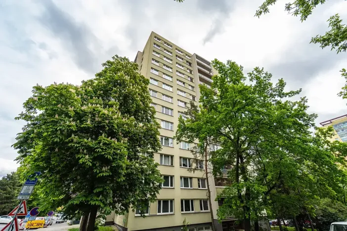 Prodej bytu 3+kk, Praha - Kobylisy, Třeboradická, 68 m2