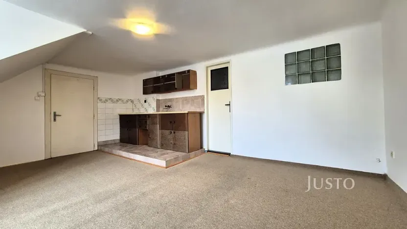 Pronájem bytu 1+kk, Písek, Budějovická, 26 m2