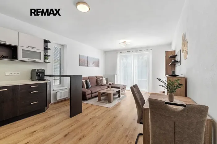 Prodej bytu 2+kk, Plzeň, Špačková, 52 m2