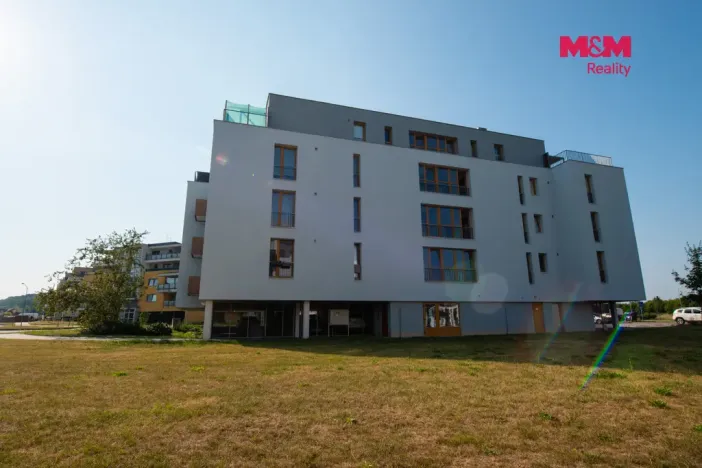 Pronájem bytu 2+kk, Hradec Králové - Třebeš, Svatojánská, 49 m2