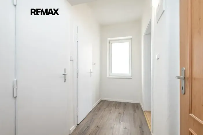 Prodej bytu 1+1, Čistá, nám. Václavské, 43 m2