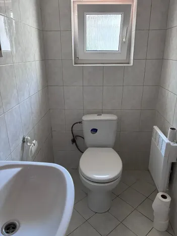 Pronájem rodinného domu, Jesenice, 75 m2