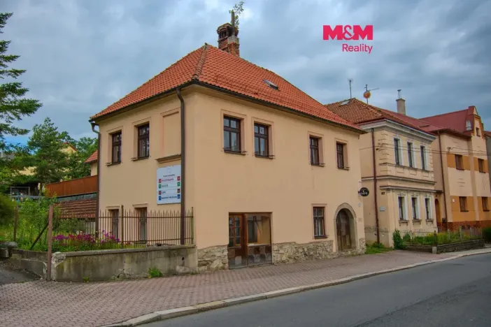 Prodej komerční nemovitosti, Příbor, Místecká, 308 m2