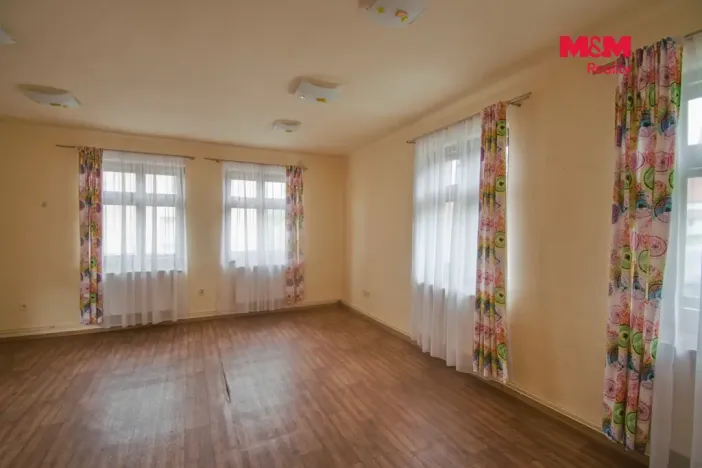 Prodej komerční nemovitosti, Příbor, Místecká, 308 m2