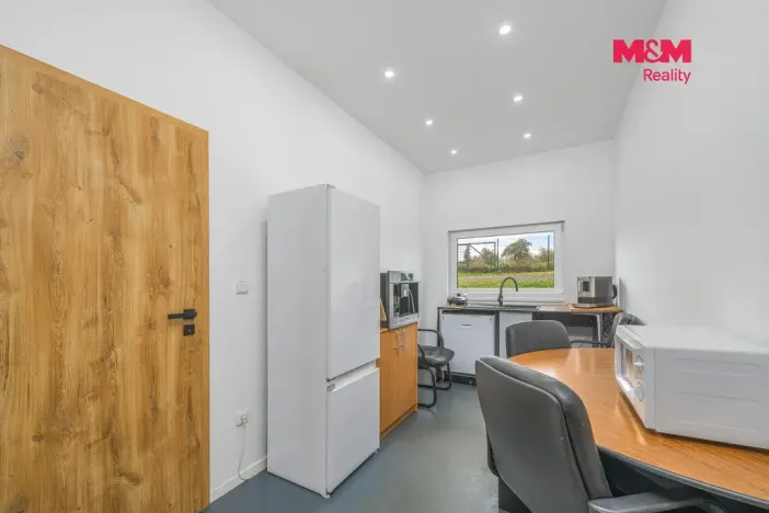 Prodej obchodního prostoru, Čáslav - Čáslav-Nové Město, Táborská, 270 m2