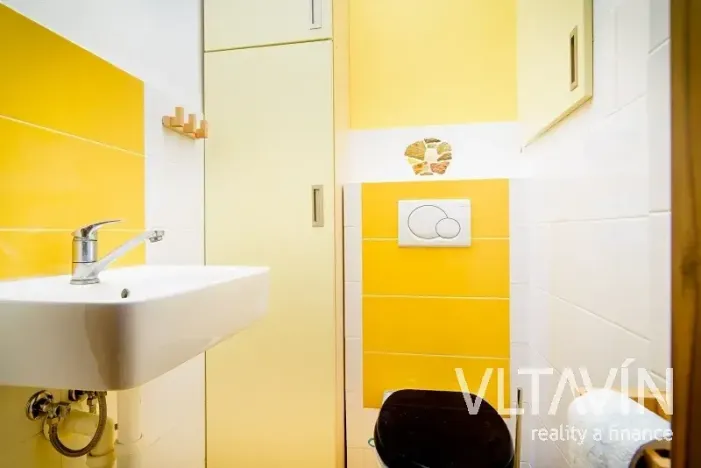 Pronájem bytu 3+kk, Praha - Liboc, U silnice, 62 m2
