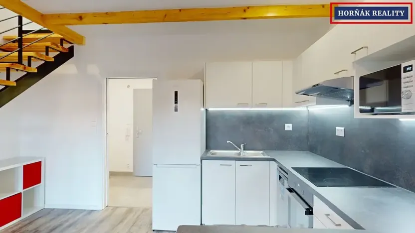 Pronájem bytu 1+kk, Brno, Příjezdová, 46 m2