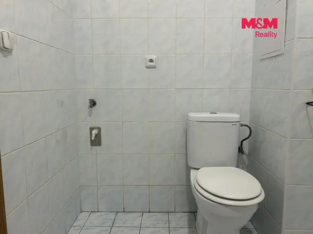 Pronájem bytu 1+kk, Jablonec nad Nisou, Anenské náměstí, 31 m2