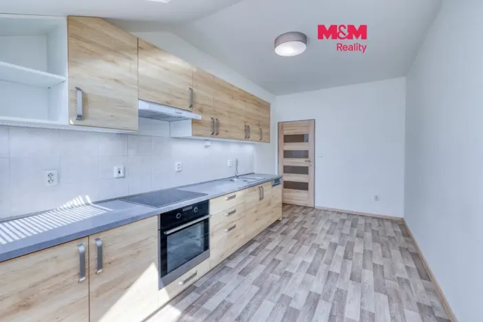 Prodej bytu 2+1, Písek, Krokova, 69 m2