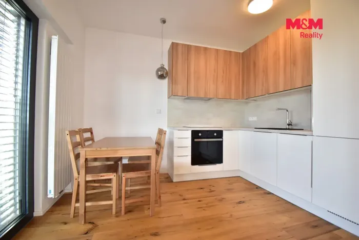 Pronájem bytu 1+kk, Praha - Hlubočepy, Kurandové, 36 m2