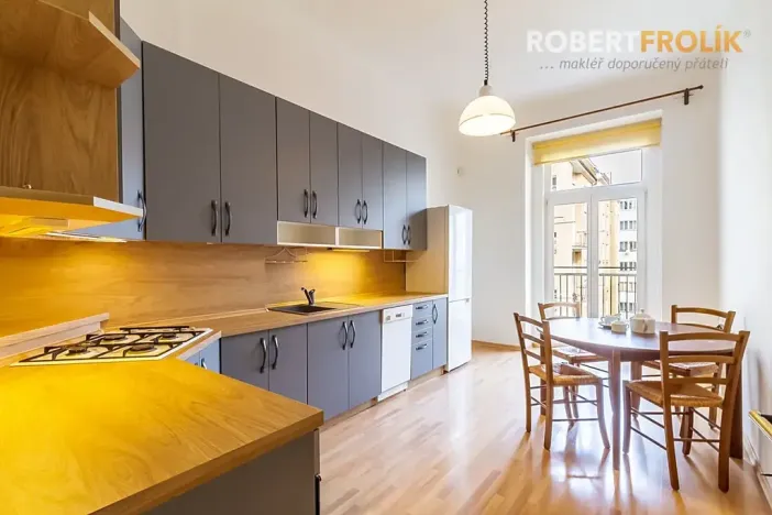 Pronájem bytu 3+1, Praha - Bubeneč, Národní obrany, 140 m2