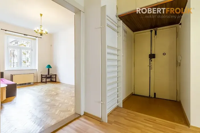 Pronájem bytu 3+1, Praha - Bubeneč, Národní obrany, 140 m2