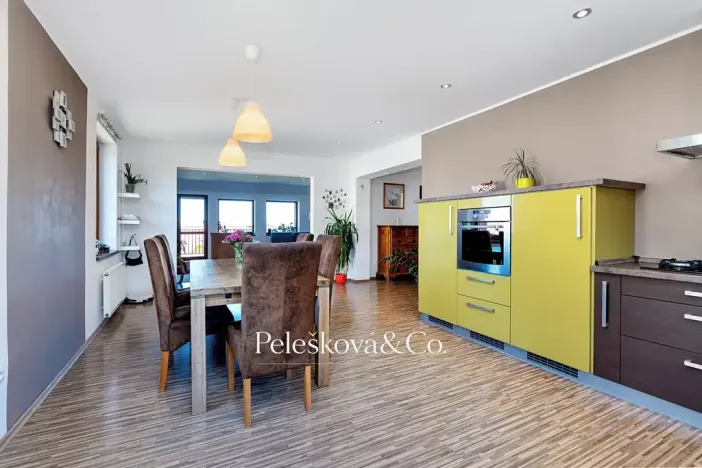 Prodej vícegeneračního domu, Praha - Štěrboholy, Pod areálem, 333 m2