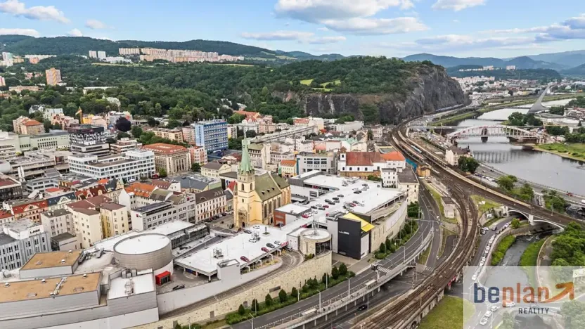 Prodej komerční nemovitosti, Ústí nad Labem, Bílinská, 108 m2
