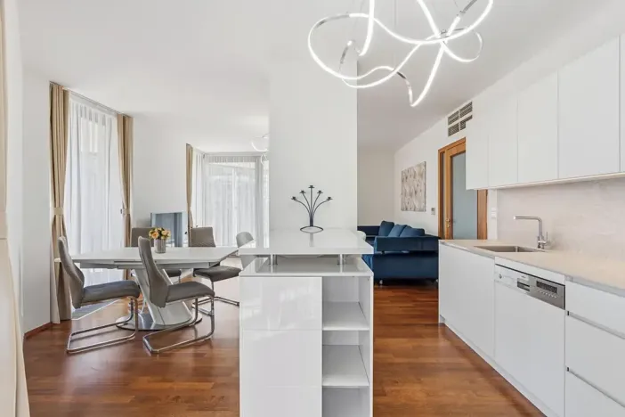 Pronájem bytu 2+kk, Praha - Žižkov, Malešická, 82 m2
