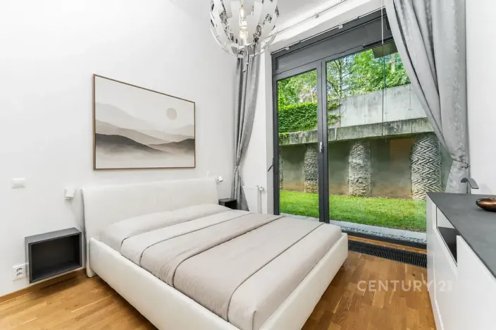 Pronájem bytu 4+kk, Praha - Prosek, Žitenická, 99 m2