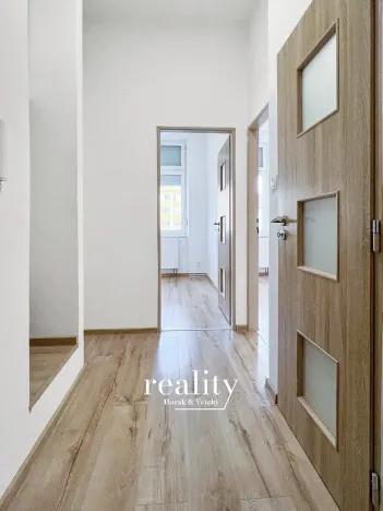 Pronájem bytu 2+kk, Znojmo, Na Rejdišti, 38 m2