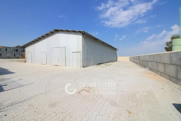 Pronájem výrobních prostor, Záryby, 1000 m2