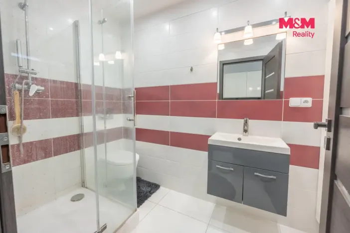 Pronájem bytu 1+kk, Kladno - Švermov, Svojsíkova, 45 m2