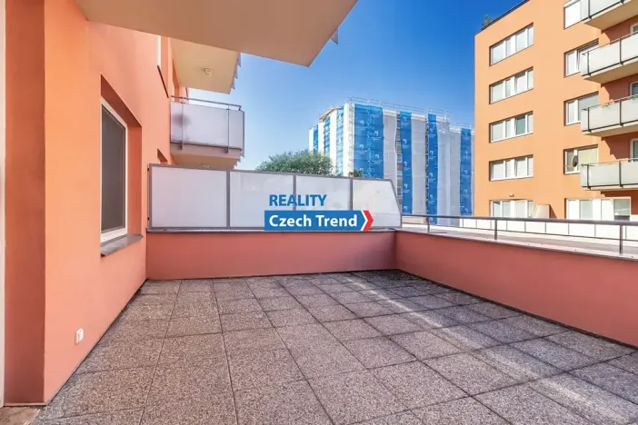 Prodej bytu 2+kk, Olomouc, Družební, 46 m2