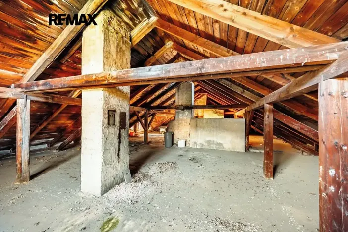 Prodej činžovního domu, Velká Kraš, 420 m2