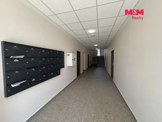 Pronájem bytu 1+kk, Hořovice, U Štěpánků, 38 m2
