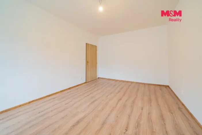 Prodej bytu 2+1, Aš, Hlavní, 61 m2