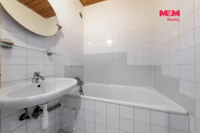 Prodej bytu 2+1, Karlovy Vary - Rybáře, Sokolovská, 56 m2