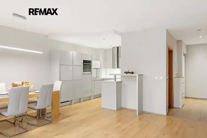 Pronájem bytu 3+kk, Praha - Strašnice, Vinohradská, 96 m2
