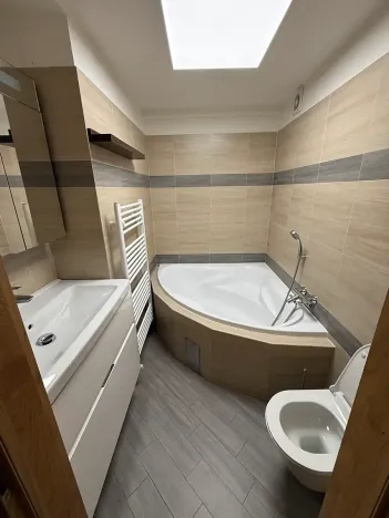 Pronájem bytu 3+1, Praha - Vinohrady, Na Kozačce, 115 m2