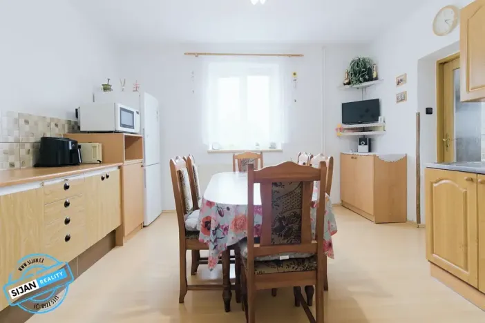 Prodej rodinného domu, Vrbno pod Pradědem, Sadová, 168 m2