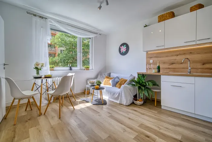 Pronájem bytu 1+1, Děčín - Děčín IX-Bynov, Nálepkova, 35 m2