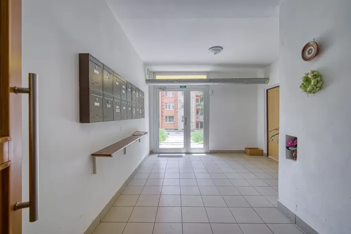 Pronájem bytu 1+1, Děčín - Děčín IX-Bynov, Nálepkova, 35 m2