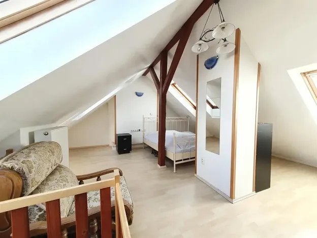 Pronájem bytu 3+1, Praha - Strašnice, Uhříněveská, 100 m2