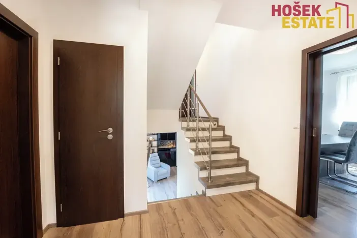 Prodej rodinného domu, Hodějice, 162 m2