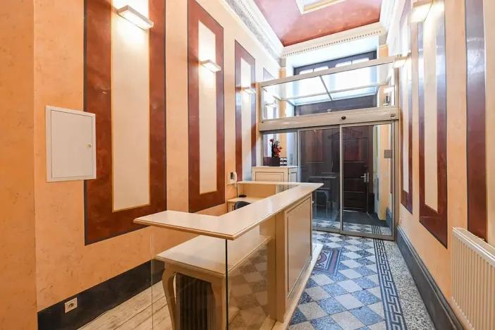 Pronájem bytu 2+kk, Praha - Nové Město, Hálkova, 49 m2