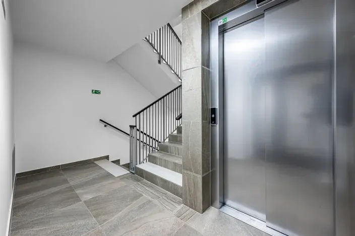 Pronájem bytu 1+kk, Praha - Libeň, Vojenova, 36 m2