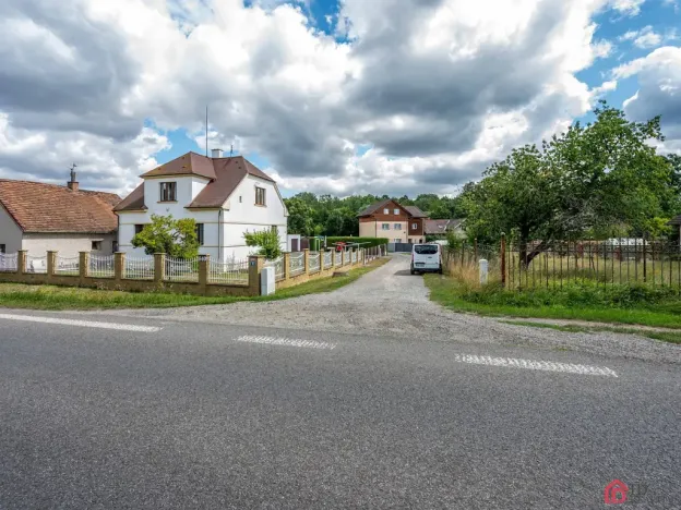 Prodej pozemku, Hradec Králové - Nový Hradec Králové, Lesní, 1825 m2