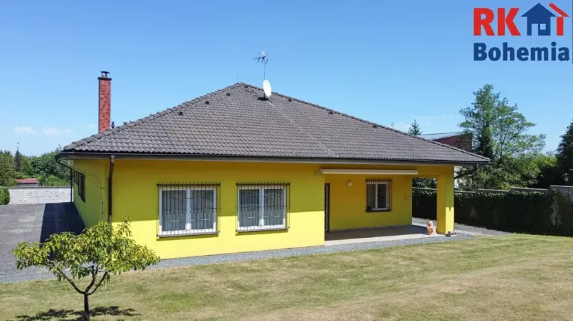 Prodej rodinného domu, Šestajovice, U Pole, 266 m2